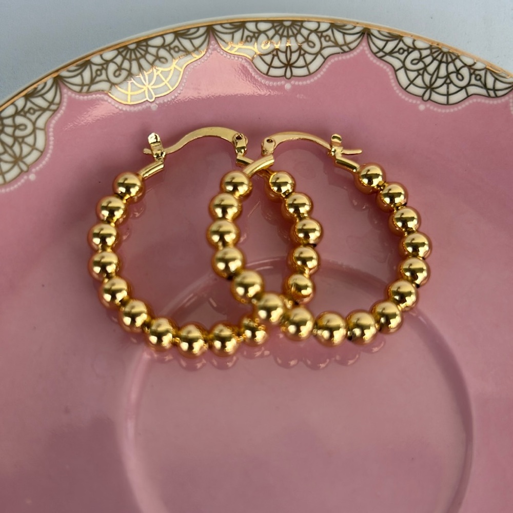 Beaded Hoops Goldfilled - Picture 2 of 5
